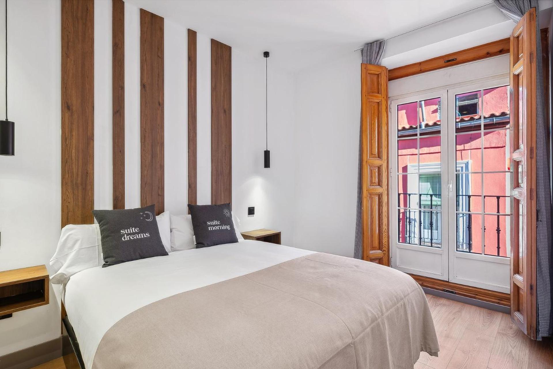 Limehome Madrid Calle De Santa Ana - Estancia Temporal Eksteriør billede
