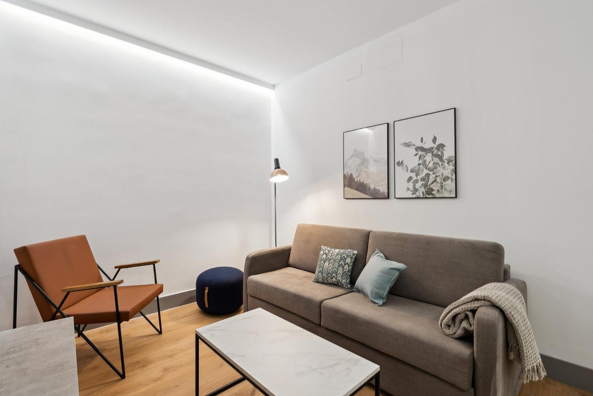 Limehome Madrid Calle De Santa Ana - Estancia Temporal Eksteriør billede
